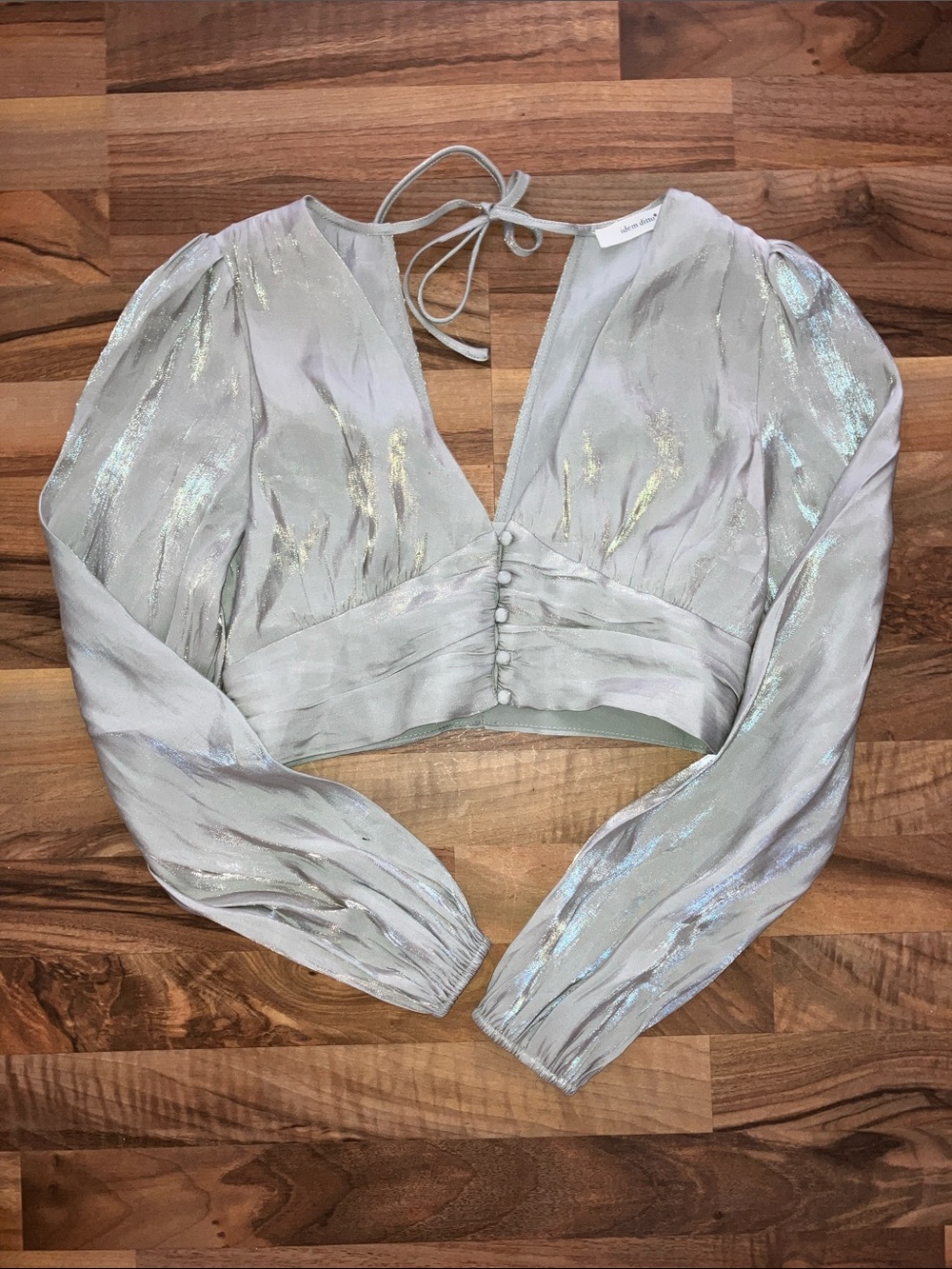 Idem ditto sage green iridescent cropped blouse button detail womens sz s
